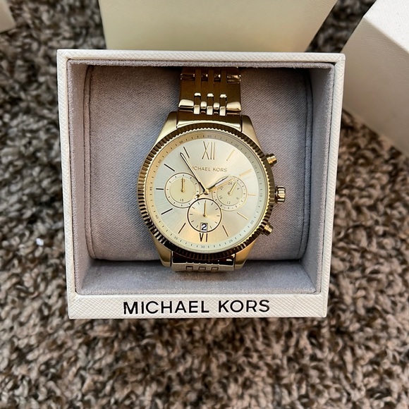 Michael Kors Gold Watch - Picture 1 of 5